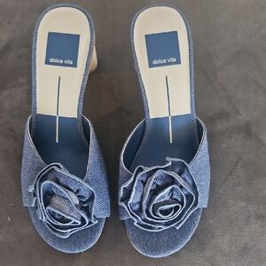 Dolce Vita Denim Blue Open-Toe Slide Mules with Rosette...womens 5.5...no box